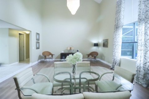 Casa en venta en Orlando, Florida, 3 dormitorios, 199.09 m2 № 1826983 - foto 3