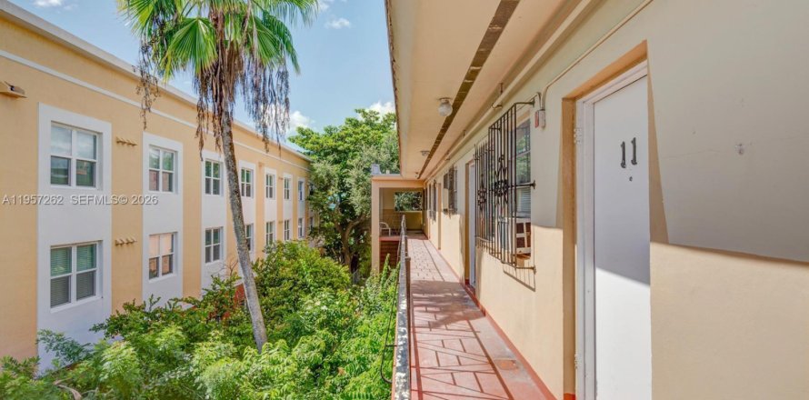 Apartamento en Miami, Florida 1 dormitorio, 46.45 m2 № 2011250