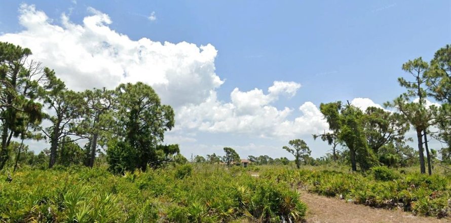 Terreno en Placida, Florida № 2213386