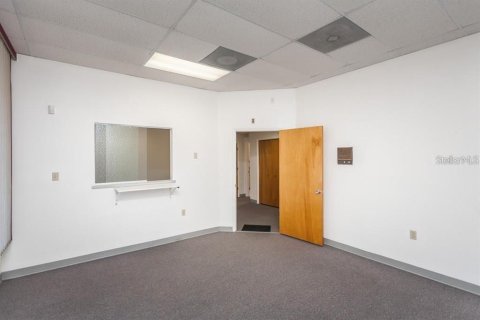 Propiedad comercial en venta en Hudson, Florida, 178.37 m2 № 1734104 - foto 6