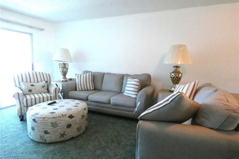 Condominio en venta en Port Richey, Florida, 2 dormitorios, 128.76 m2 № 1865880 - foto 16