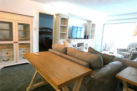 Condominio en venta en Port Richey, Florida, 2 dormitorios, 128.76 m2 № 1865880 - foto 15