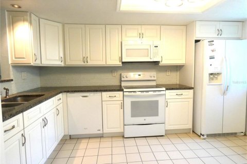 Condominio en venta en Port Richey, Florida, 2 dormitorios, 128.76 m2 № 1865880 - foto 10