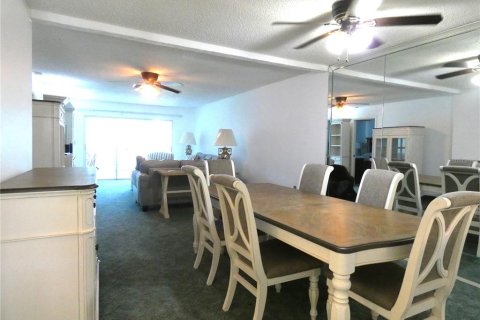 Condominio en venta en Port Richey, Florida, 2 dormitorios, 128.76 m2 № 1865880 - foto 13