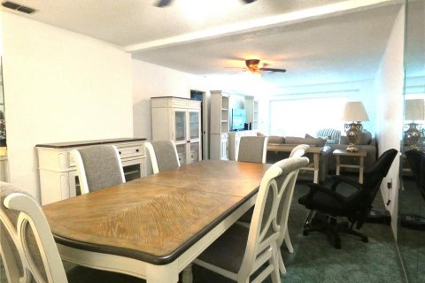 Condominio en venta en Port Richey, Florida, 2 dormitorios, 128.76 m2 № 1865880 - foto 14