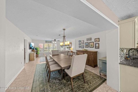 House in Indian Harbour Beach, Florida 4 bedrooms, 200.67 sq.m. № 2260347 - photo 30