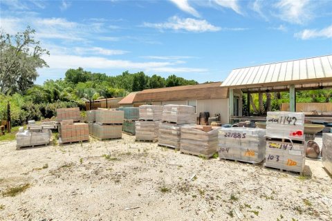 Commercial property in Yalaha, Florida № 1122330 - photo 27