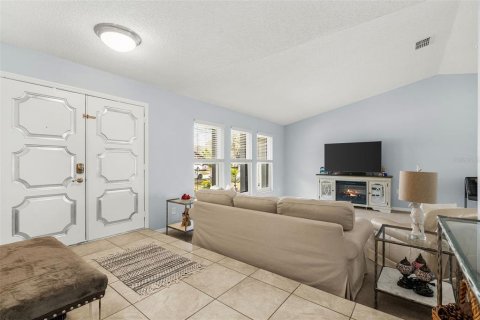 Villa ou maison à vendre à Valrico, Floride: 3 chambres, 182.37 m2 № 2213157 - photo 8