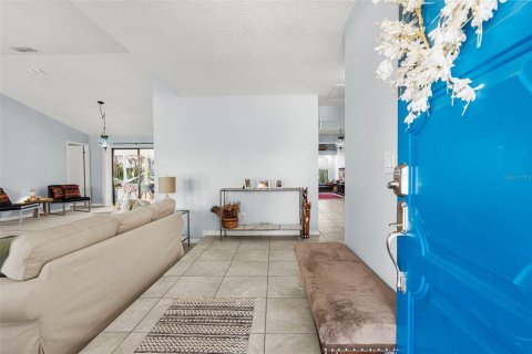 Villa ou maison à vendre à Valrico, Floride: 3 chambres, 182.37 m2 № 2213157 - photo 6