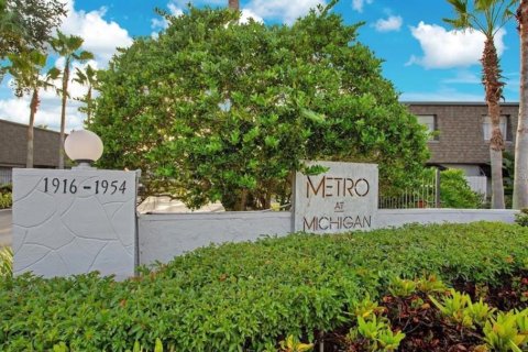 Condo in Orlando, Florida, 2 bedrooms № 2358156