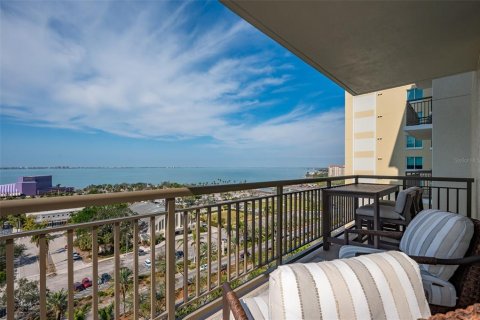 Condo in Sarasota, Florida, 2 bedrooms  № 1557579 - photo 30