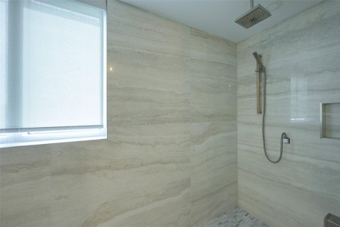 Condo in Sarasota, Florida, 2 bedrooms  № 1557579 - photo 25