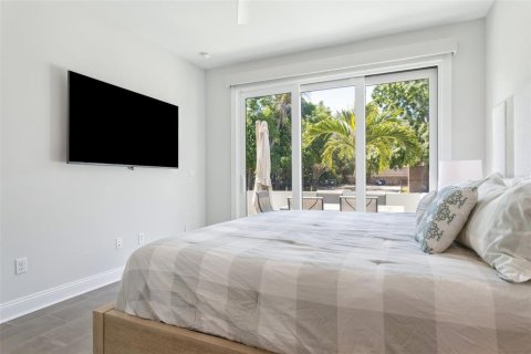 Townhouse in Tampa, Florida 3 bedrooms, 226.03 sq.m. № 1543334 - photo 3