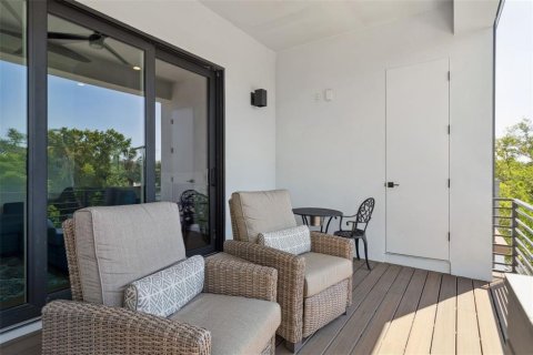 Townhouse in Tampa, Florida 3 bedrooms, 226.03 sq.m. № 1543334 - photo 13