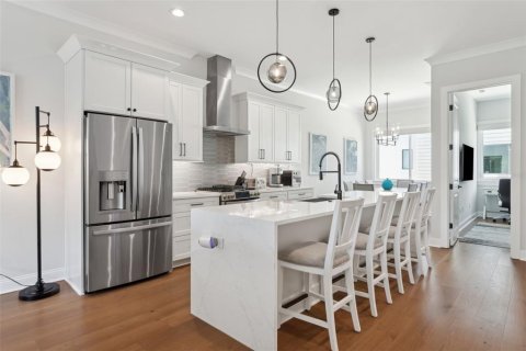 Townhouse in Tampa, Florida 3 bedrooms, 226.03 sq.m. № 1543334 - photo 7