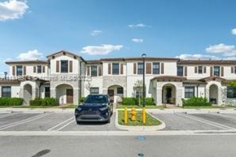 Townhouse in Cutler Bay, Florida 3 bedrooms, 124.02 sq.m. № 1768830 - photo 29