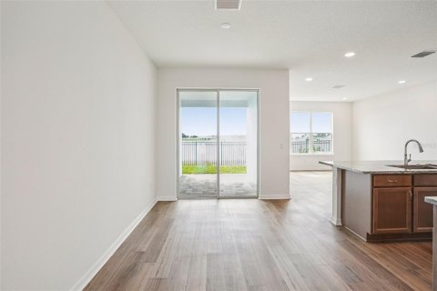 Touwnhouse à vendre à San Antonio, Floride: 3 chambres, 166.11 m2 № 1844296 - photo 13