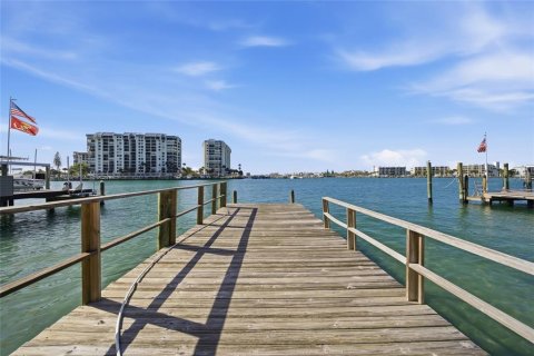 Land in Treasure Island, Florida № 2111041 - photo 3