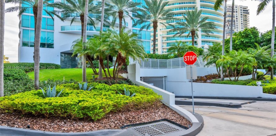 Condo in Miami, Florida, 1 bedroom  № 1924468