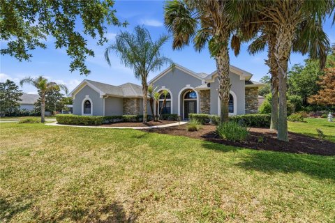 Villa ou maison à vendre à Mount Dora, Floride: 3 chambres, 197.32 m2 № 2237387 - photo 2