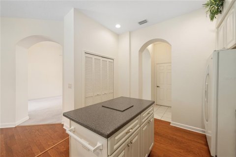 Villa ou maison à vendre à Mount Dora, Floride: 3 chambres, 197.32 m2 № 2237387 - photo 18