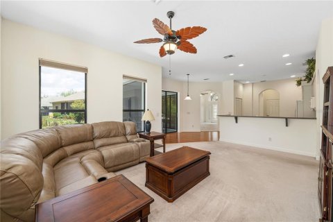 Villa ou maison à vendre à Mount Dora, Floride: 3 chambres, 197.32 m2 № 2237387 - photo 25