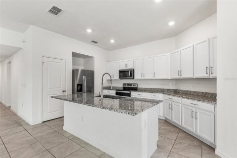 Villa ou maison à vendre à Winter Haven, Floride: 4 chambres, 184.23 m2 № 2310148 - photo 7
