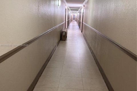 Copropriété à louer à North Miami, Floride: 1 chambre, 66.33 m2 № 2031599 - photo 21
