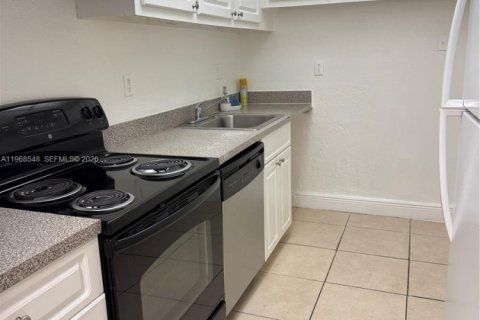 Copropriété à louer à North Miami, Floride: 1 chambre, 66.33 m2 № 2031599 - photo 19