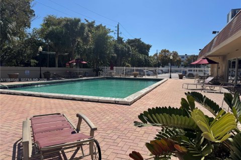 Copropriété à louer à North Miami, Floride: 1 chambre, 66.33 m2 № 2031599 - photo 25