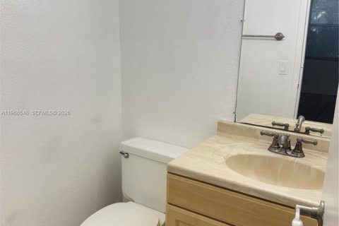 Copropriété à louer à North Miami, Floride: 1 chambre, 66.33 m2 № 2031599 - photo 18