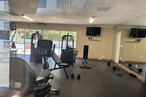 Copropriété à louer à North Miami, Floride: 1 chambre, 66.33 m2 № 2031599 - photo 23