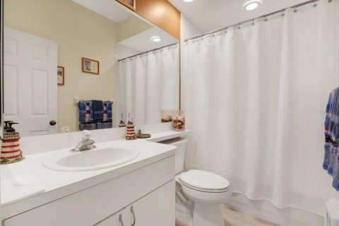 Condo in Saint Petersburg, Florida, 3 bedrooms  № 1734581 - photo 15