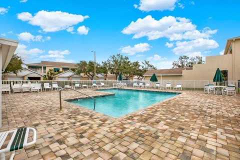 Condo in Saint Petersburg, Florida, 3 bedrooms  № 1734581 - photo 29