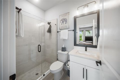 Condo in Sarasota, Florida, 3 bedrooms № 2198309 - photo 28
