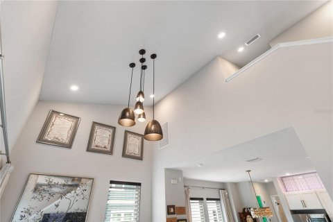 Condo in Sarasota, Florida, 3 bedrooms № 2198309 - photo 16