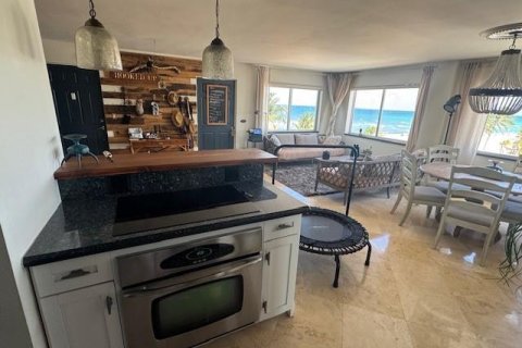 Condo in Hollywood, Florida, 2 bedrooms № 2182469 - photo 7