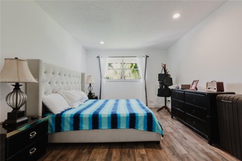 Condominio en venta en Margate, Florida, 1 dormitorio, 66.89 m2 № 2007637 - foto 11