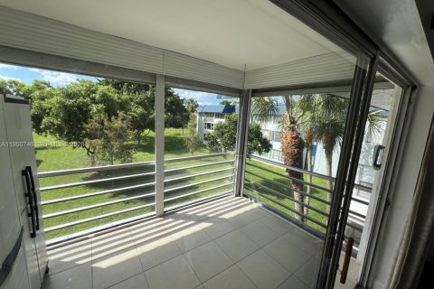 Condominio en venta en Margate, Florida, 1 dormitorio, 66.89 m2 № 2007637 - foto 21