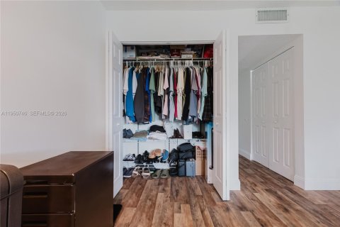 Condominio en venta en Margate, Florida, 1 dormitorio, 66.89 m2 № 2007637 - foto 14