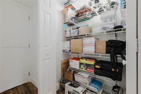 Condominio en venta en Margate, Florida, 1 dormitorio, 66.89 m2 № 2007637 - foto 16