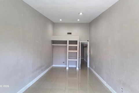 Villa ou maison à vendre à Lauderhill, Floride: 3 chambres, 175.96 m2 № 2190348 - photo 16