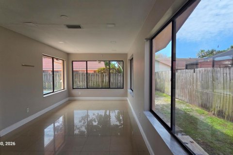 Villa ou maison à vendre à Lauderhill, Floride: 3 chambres, 175.96 m2 № 2190348 - photo 6