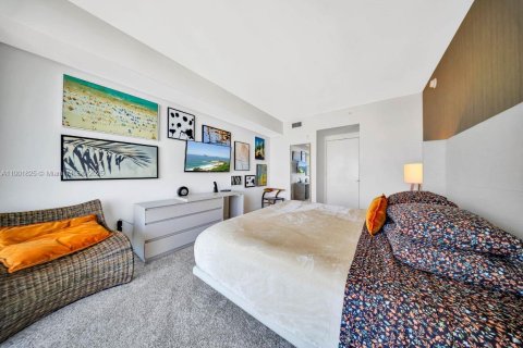 Hotel in Hollywood, Florida 1 bedroom, 80.73 sq.m. № 2081756 - photo 13