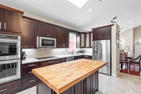 Villa ou maison à vendre à Miramar, Floride: 4 chambres, 222.13 m2 № 1848872 - photo 21