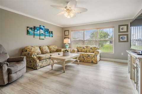 Villa ou maison à vendre à San Antonio, Floride: 3 chambres, 148.27 m2 № 1771048 - photo 3