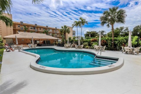 Condominio en venta en Hollywood, Florida, 2 dormitorios, 60.39 m2 № 1705377 - foto 6