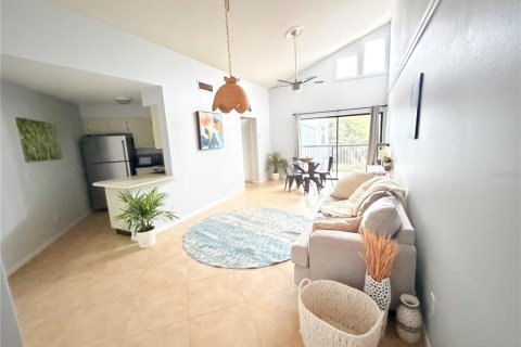 Condominio en venta en Orlando, Florida, 1 dormitorio, 62.71 m2 № 2198399 - foto 4