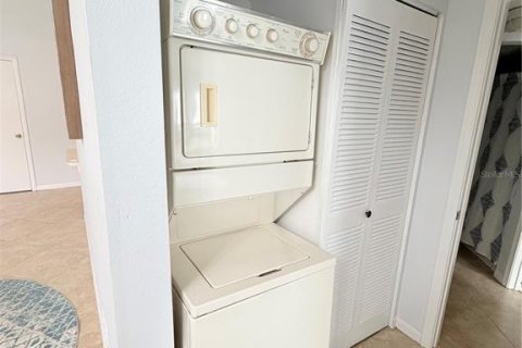 Condominio en venta en Orlando, Florida, 1 dormitorio, 62.71 m2 № 2198399 - foto 9