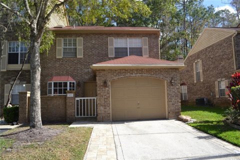 Townhouse in Palm Harbor, Florida 2 bedrooms, 157.93 sq.m. № 2378011